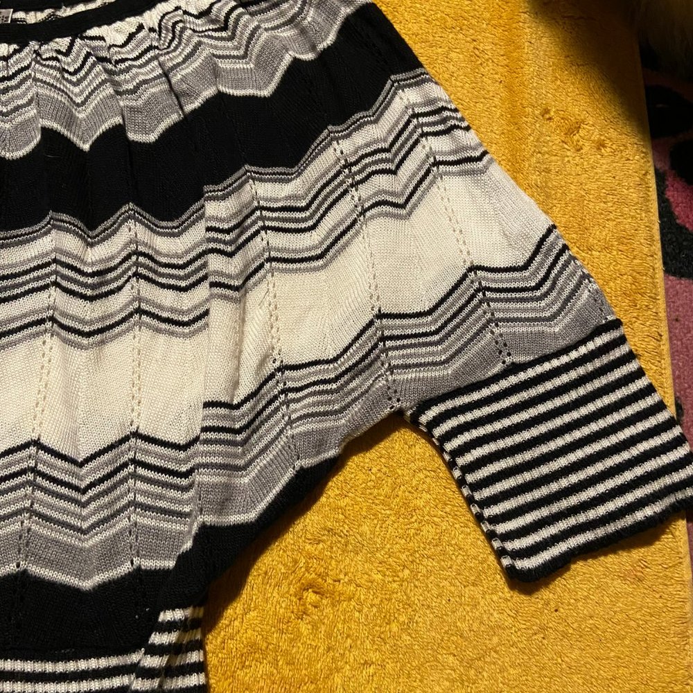 Studio 8 Sweater - Picture 3 of 10